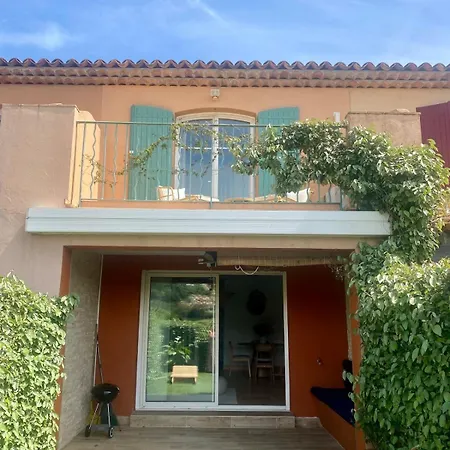 Nichee Sur Golf Et Piscine Holiday home